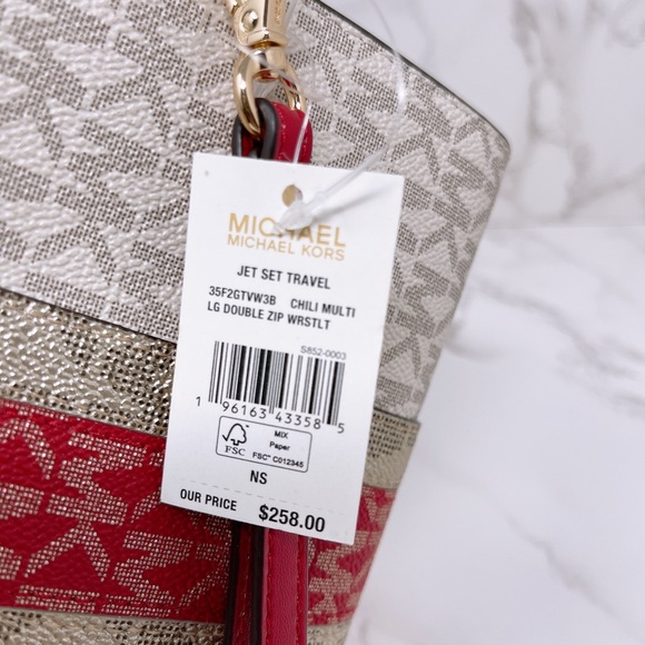 Michael Kors wallet - Picture 6 of 7